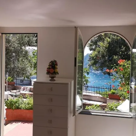 La Perla Marina Villa