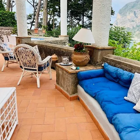 La Perla Marina Villa