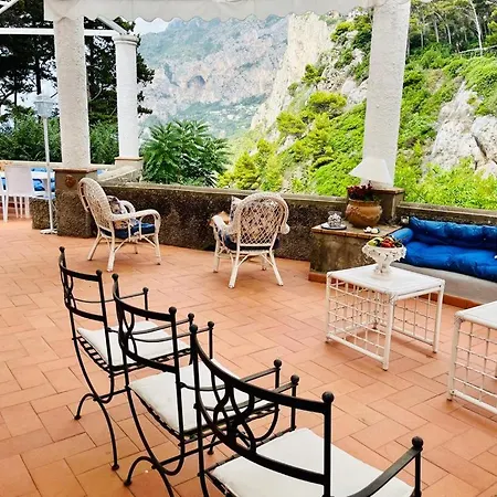 La Perla Marina Capri